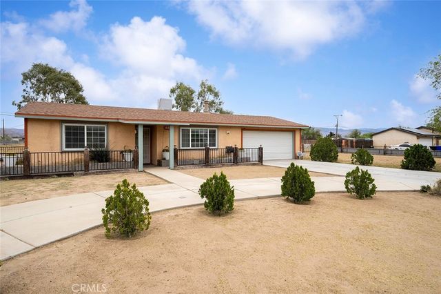 15967 Wichita Road, Apple Valley, CA 92307