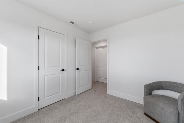 10562 Clearwater Dr, Kennewick, WA 99336