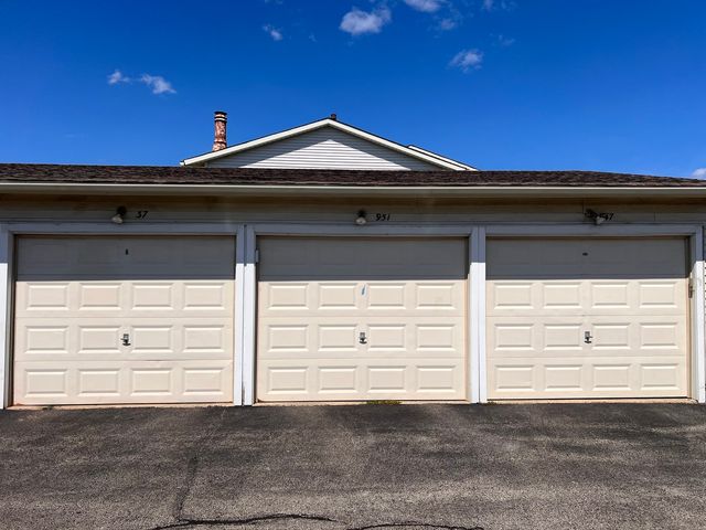 951 Wilshire Court 14-4, Vernon Hills, IL 60061