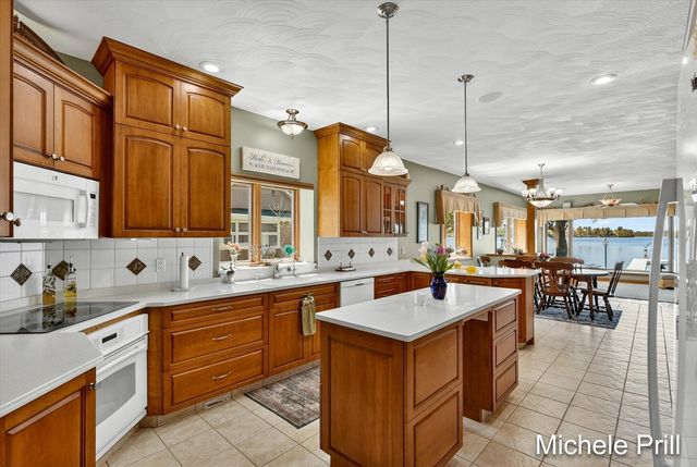 4633 Cordes Road, Delton, MI 49046
