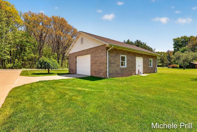 4633 Cordes Road, Delton, MI 49046