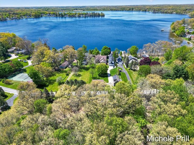4633 Cordes Road, Delton, MI 49046