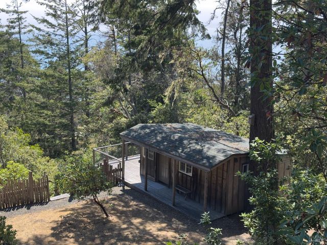 46900 Gypsy Flat Rd, Gualala, CA 95445