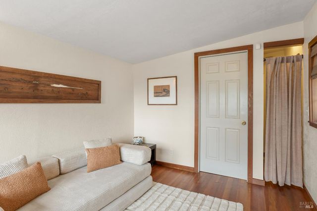 46900 Gypsy Flat Rd, Gualala, CA 95445