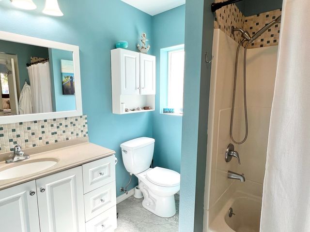 8424 E Valleyway Ave, Spokane Valley, WA 99212