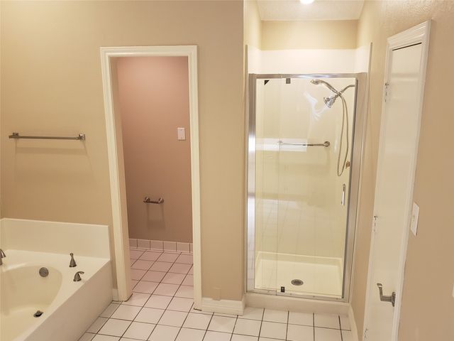 1307 Boardwalk Street, Arlington, TX 76011