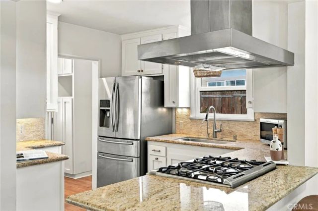 351 W Elm Avenue, Burbank, CA 91506