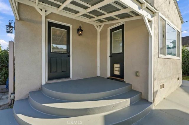 351 W Elm Avenue, Burbank, CA 91506