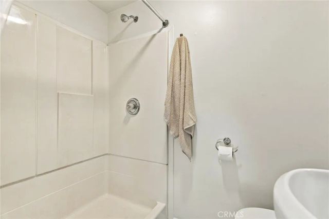 351 W Elm Avenue, Burbank, CA 91506