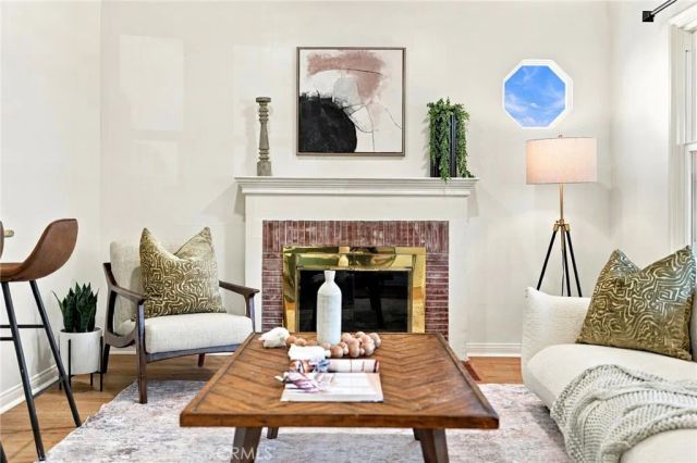 351 W Elm Avenue, Burbank, CA 91506