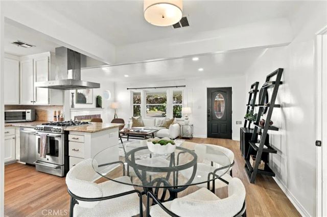 351 W Elm Avenue, Burbank, CA 91506