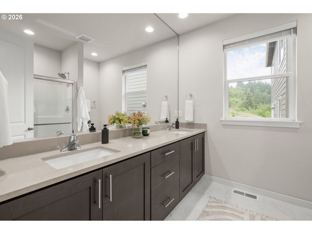 2773 ROCKROSE Ln, Eugene, OR 97403