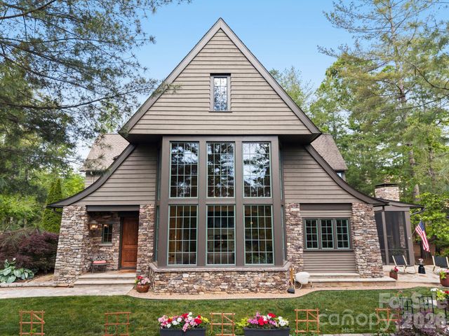 85 Chauncey Circle, Asheville, NC 28803