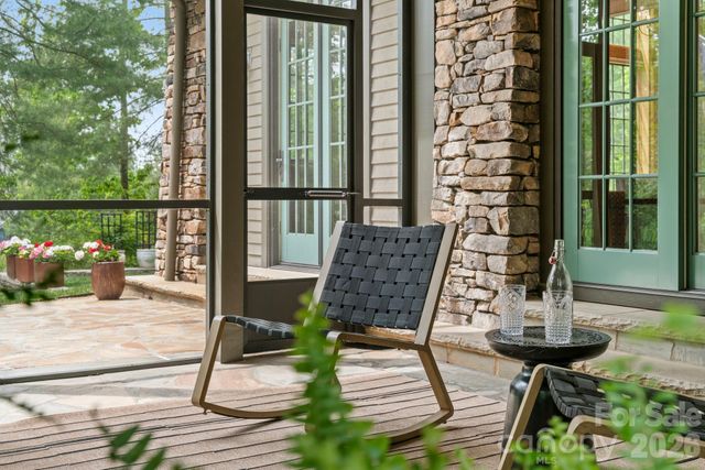 85 Chauncey Circle, Asheville, NC 28803