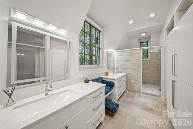 85 Chauncey Circle, Asheville, NC 28803