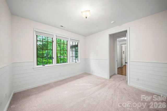 85 Chauncey Circle, Asheville, NC 28803
