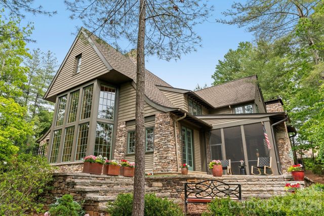 85 Chauncey Circle, Asheville, NC 28803