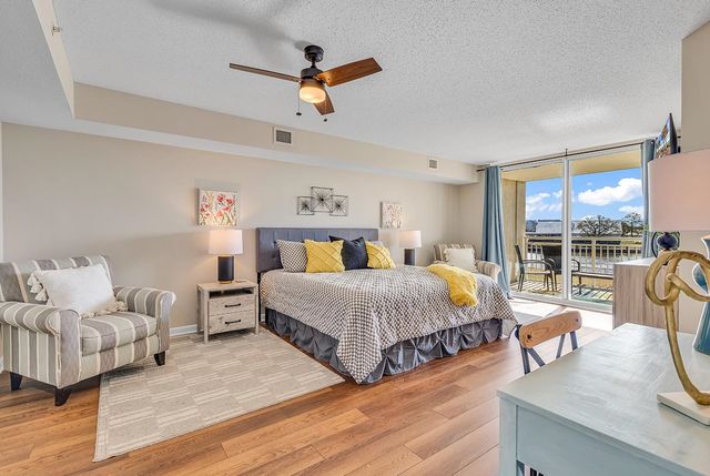 2151 Bridge View Ct Unit 2202, North Myrtle Beach, SC 29582