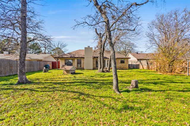 5717 Myers Road, Arlington, TX 76017