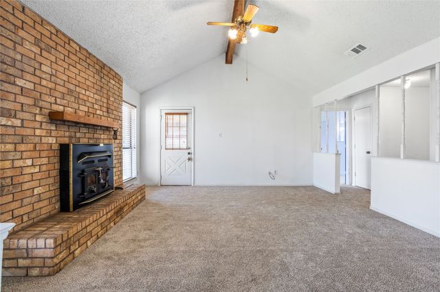 5717 Myers Road, Arlington, TX 76017