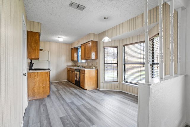 5717 Myers Road, Arlington, TX 76017