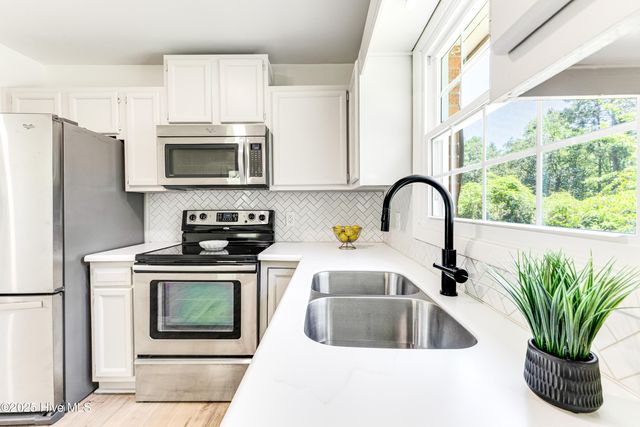 150 Willetts Drive, Southport, NC 28461