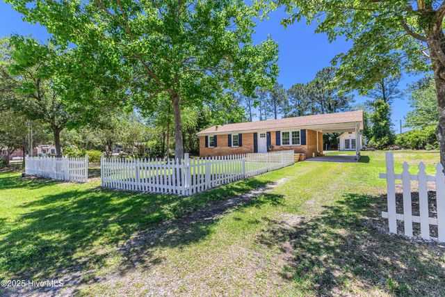 150 Willetts Drive, Southport, NC 28461