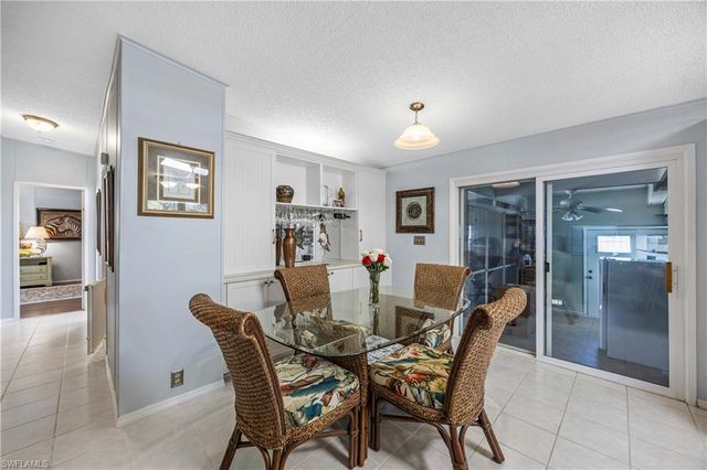 214 Riverwood RD, Naples, FL 34114