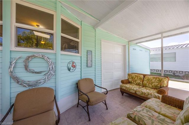 214 Riverwood RD, Naples, FL 34114