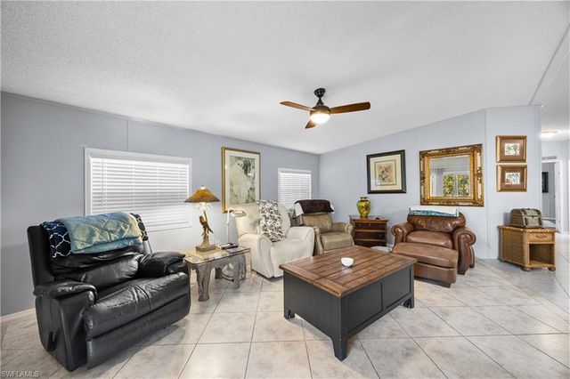 214 Riverwood RD, Naples, FL 34114