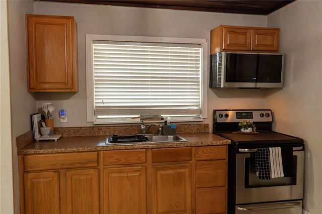 167 IVEY STREET, Groveland, FL 34736
