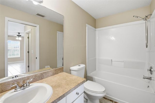 1812 34TH AVENUE E, Bradenton, FL 34208