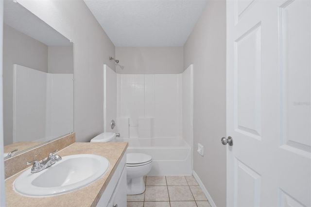 1812 34TH AVENUE E, Bradenton, FL 34208