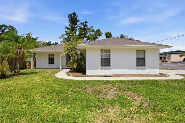 1812 34TH AVENUE E, Bradenton, FL 34208