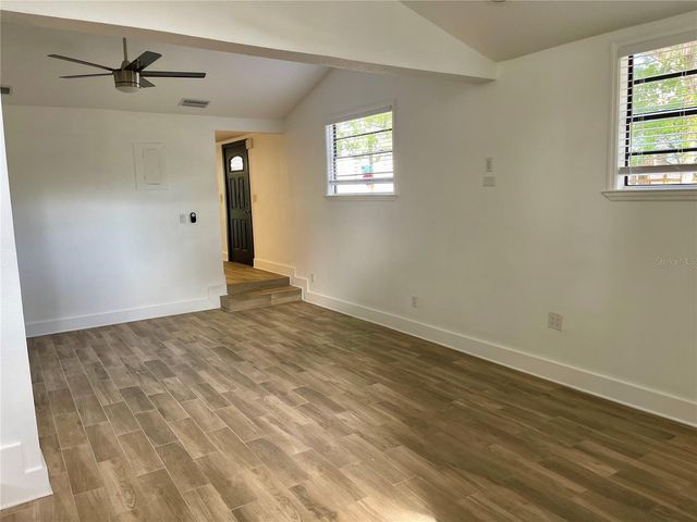 2118 S VENUS STREET, Tampa, FL 33629