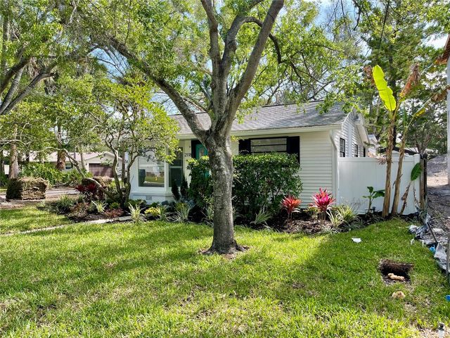 2118 S VENUS STREET, Tampa, FL 33629