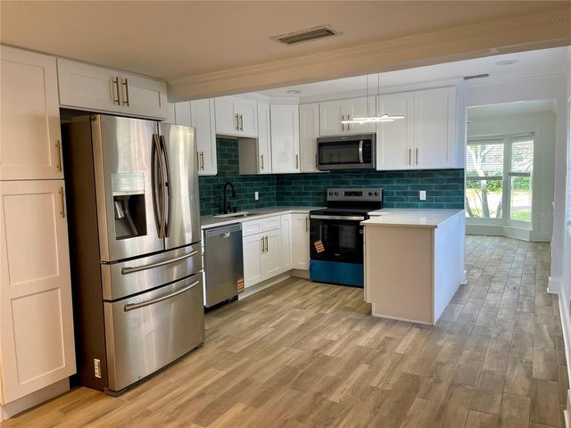 2118 S VENUS STREET, Tampa, FL 33629