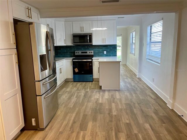 2118 S VENUS STREET, Tampa, FL 33629