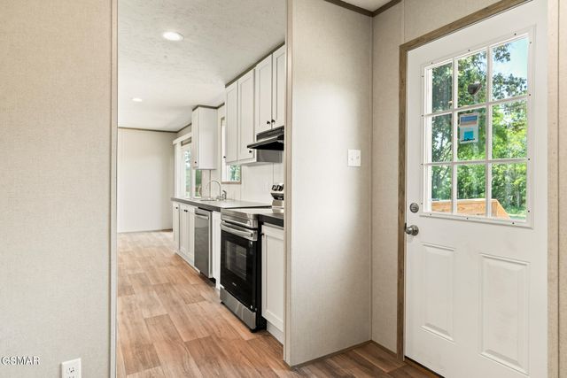 147 Hill Loop Rd, Madisonville, TN 37354