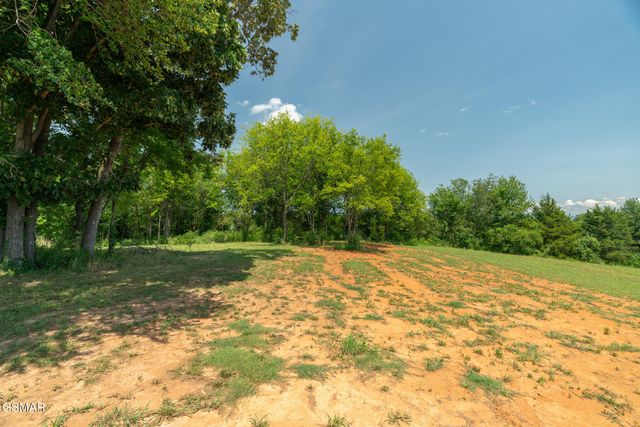 147 Hill Loop Rd, Madisonville, TN 37354
