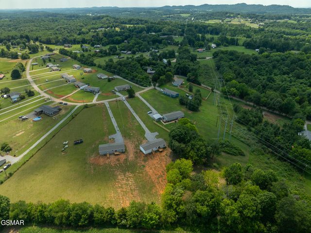 147 Hill Loop Rd, Madisonville, TN 37354