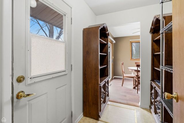 409 KENSINGTON Drive, Mchenry, IL 60050