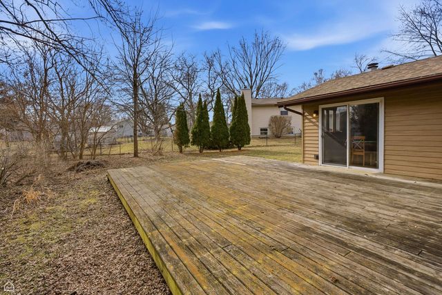 409 KENSINGTON Drive, Mchenry, IL 60050