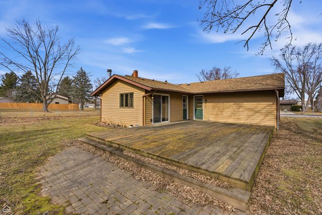 409 KENSINGTON Drive, Mchenry, IL 60050