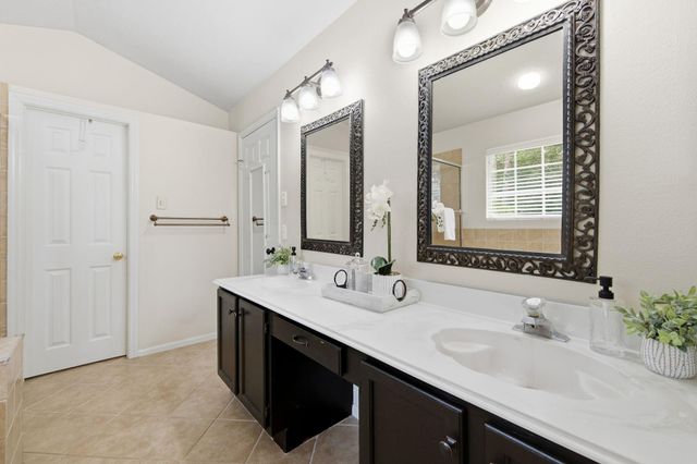 4423 Echo Falls Drive, Kingwood, TX 77345