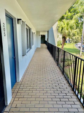 4801 Esedra Court 205, Lake Worth, FL 33467