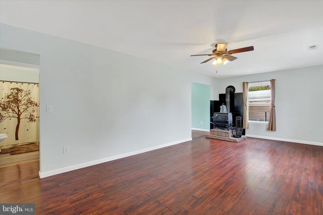 1135 ORRTANNA RD, Orrtanna, PA 17353