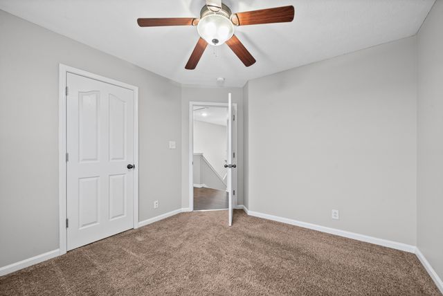 3418 Foxrun Ln, Clarksville, TN 37042