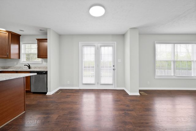 3418 Foxrun Ln, Clarksville, TN 37042