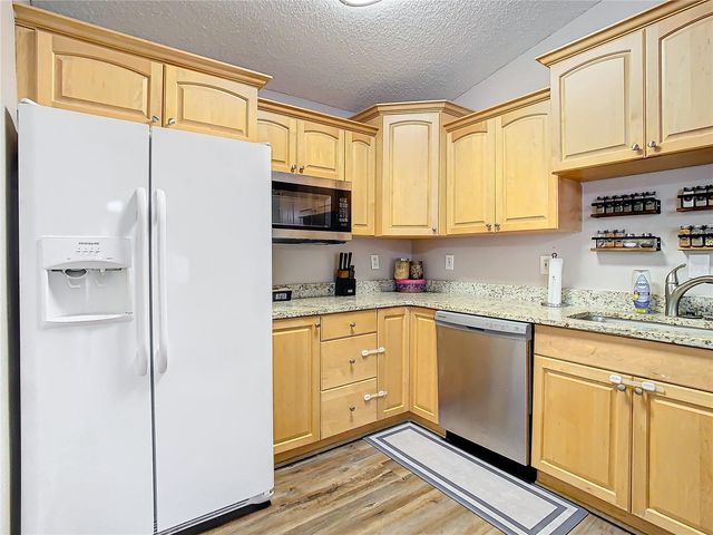 2760 BRAHAM COURT, Palm Harbor, FL 34684